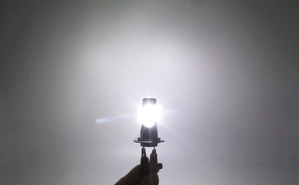 LED-lamppuja H18 9V-32V CANBUS CSP-sarja Uusi