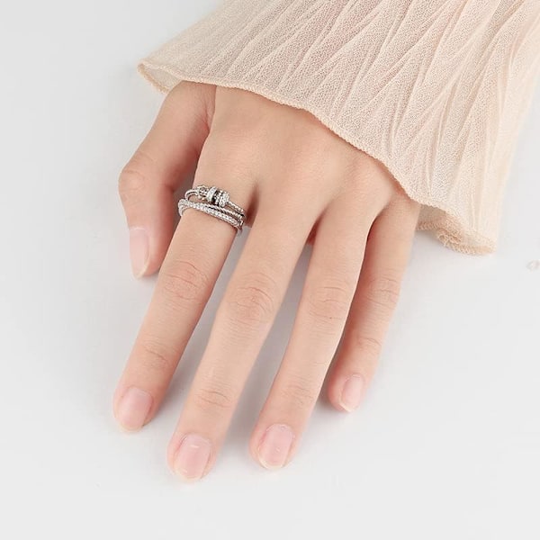 Threanic Triple-Spin Ring Selvberoligende Anti Angst Ring til Min Datter Feelief Zirconica Triple Fidget Ring Justerbar Åben Spinner Ring