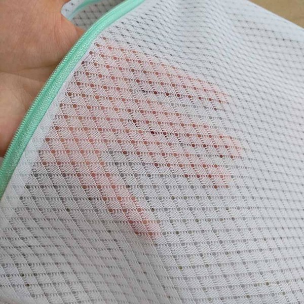 Pakke med vaskeposer i netting med BH, slitesterke vaskeposer for vaskemaskin, gjenbrukbare vaskeposer med glidelåser