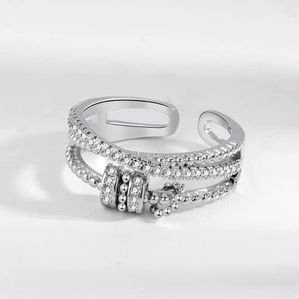 Threanic Triple-Spin Ring Selvberoligende Anti Angst Ring til Min Datter Feelief Zirconica Triple Fidget Ring Justerbar Åben Spinner Ring