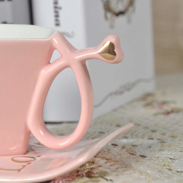 Återanvändbar Kärlek Kreativ Hjärta Form Kaffekopp Med Fat Sked För Älskare Fat Set Gåva - Perfekt Födelsedagspresent Värmebeständig (Färg : Rosa)