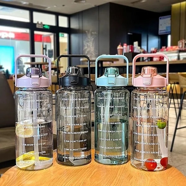 2000 ml vannflaske, sommer fitness sugerør kopp med skala, utendørs bærbar plastkopp blå Blue