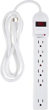 Amazon Basics Överspänningsskydd Grenuttag, 6 uttag, 790 Joule, Strömbrytare, LED-indikator, 1,8 m förlängningssladd, Vit Old Version White 2 Pack