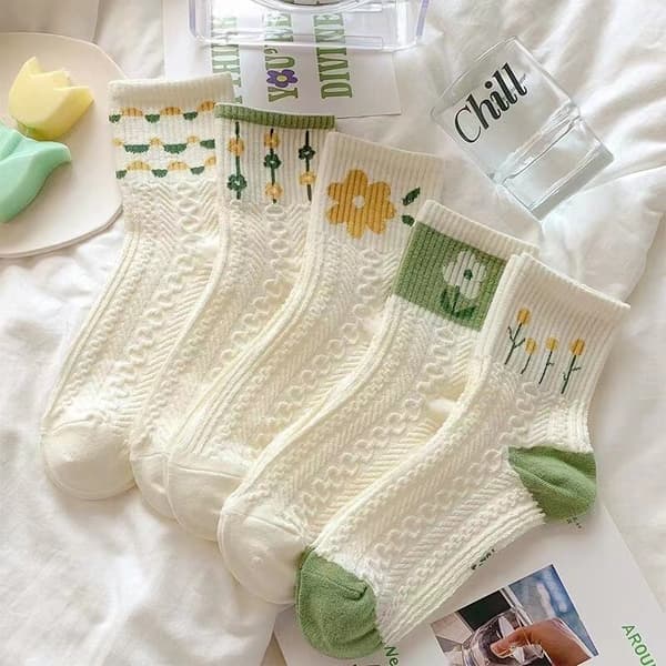 5 par söta preppy strumpor damstrumpor med spetsvolang