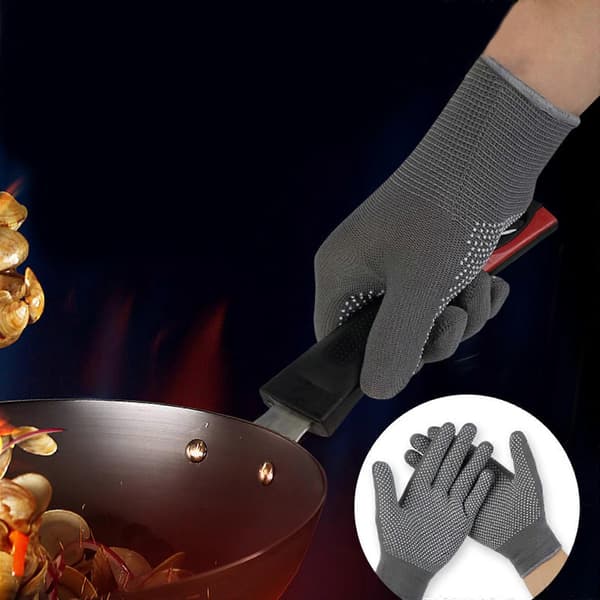 High-Temperature Resistant Kitchen Gloves with Grease-Repellent Coating for Enhanced Grip in Precise Culinary Operations, Black black