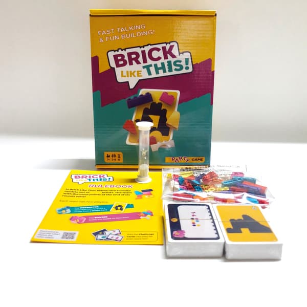 {SC}Brick Like This! Perhetapaaminen: Interaktiivinen korttipeli vanhemmille ja lapsille