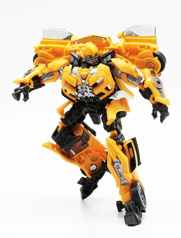 (SC)Bumblebee Transformation Robot Bil Legetøj - Legering og plastik actionfigur til børnefødselsdagsgave Bumble13cm