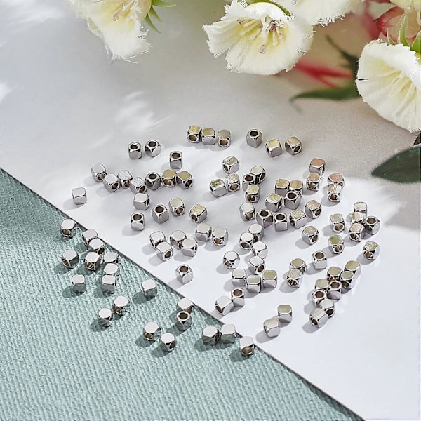 100 st 3 mm Kub Pärlor Rostfritt Stål Lösa Pärlor Metall Distanspärlor Armbandspärlor för Armband Halsband Smyckestillverkning 2 mm Hål