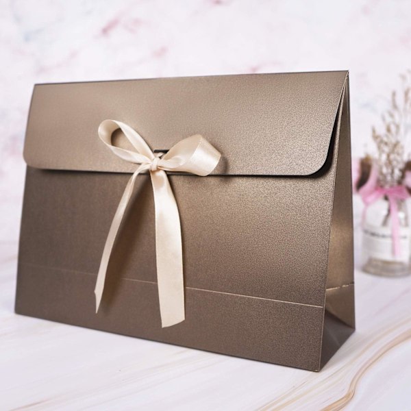 10 st stora kuvertpresentaskar, presentask i kartong med lock och dekorativt satinband, texturerade julklappar födelsedagspresentaskar