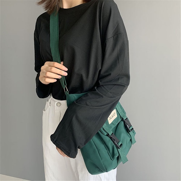 Olkalaukku Messenger-laukku VAALEANVIHREÄ light green