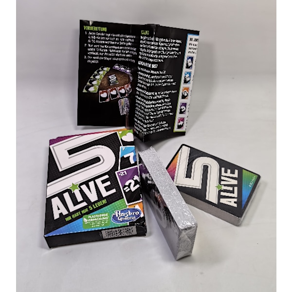 Hasbro Gaming Five Alive Korttipeli, nopea peli lapsille ja perheille, helppo oppia, perhepeli 8+ vuotiaille. 5 Alive Korttipeli 2 – 6 pelaajalle