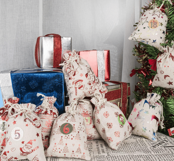 24 Adventskalender Jutesäckar Julgåvor