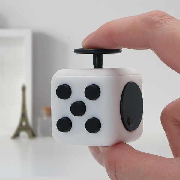 Decompress Rubiks Terning Terning (NO.168-9 Decompress Terning Sort og Hvid 38,6g)