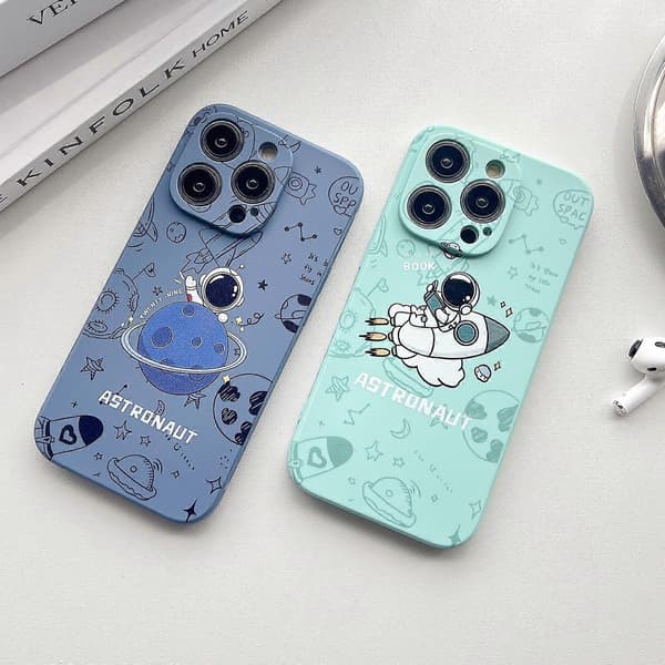 Flytende silikon telefondeksel med rette sider for iPhone 14 Pro Max