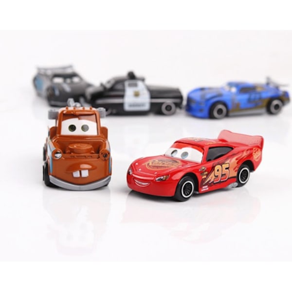 6-Pakki Lightning McQueen Jackson Storm K Uncle Truck Valmistettu Metallista