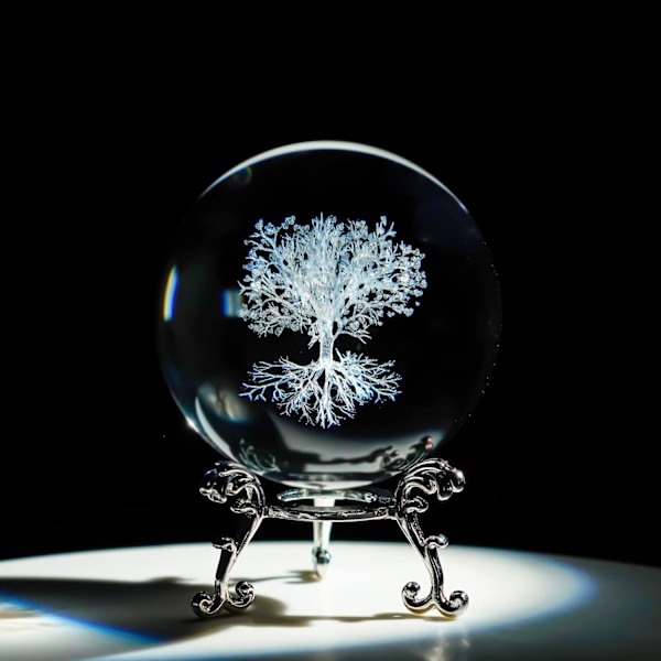 60mm Træ af Livet Klar Krystalkugle med Stativ, K9 Glas Dekorativ Kugle, 3D Laser Fengshui Glas Kugle Hjemmedekoration