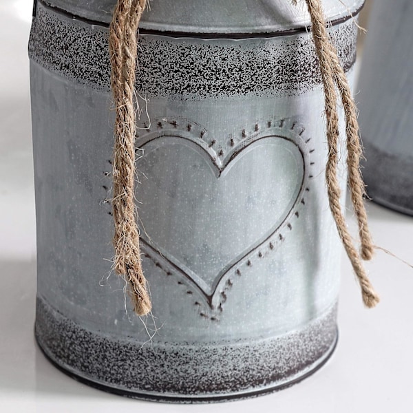 Metal shabby chic vase til blomsterdekoration med hjerteformet design til stue, bryllup, have, kontor, juledekoration