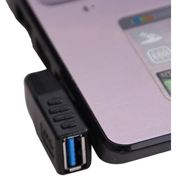 USB 3.0 -sovitin, 90 asteen uros-naarasliitin