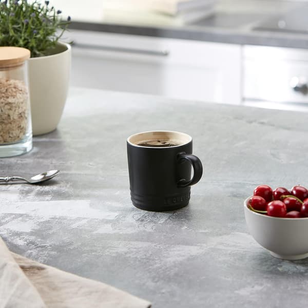Steintøy Kaffe Kopp, 350 ml, Cerise Matte Black 350 ml