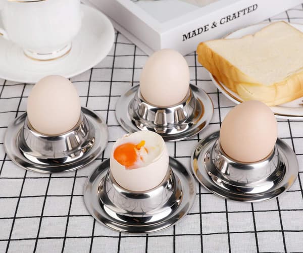 4 Eggkoppsett i Rustfritt Stål for Myke Kokte Egg