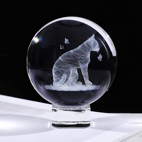 Kristall 3D-kula 6 cm graverad katt med fjärilar presenter till kattälskare kvinnor män glas söta djurfigurer med bas, kattsmycken souvenir Cat With 3 Butterflies