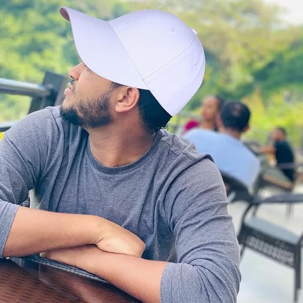 Baseball Cap Menn Kvinner Justerbar 6 Paneler Tilfeldig Baseball Cap Sommerhatt Løpe Golf Snap Baseball Cap (56-59cm) White