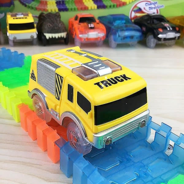 4 kpl rata-auto rata leluauto hehkuva leluauto rata-auton lisävarusteet 5 vilkkuvalla LED-valolla