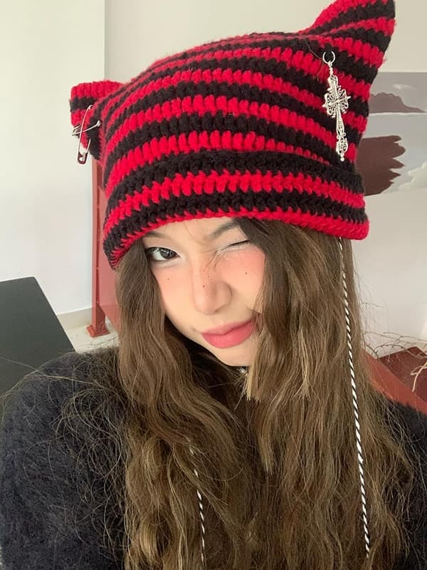 Uldhat til kvinder, piger, ræv, katteøre, goth, emo, alt, Y2K-tilbehør, lille djævel, håndlavet stribet hat Red One Size