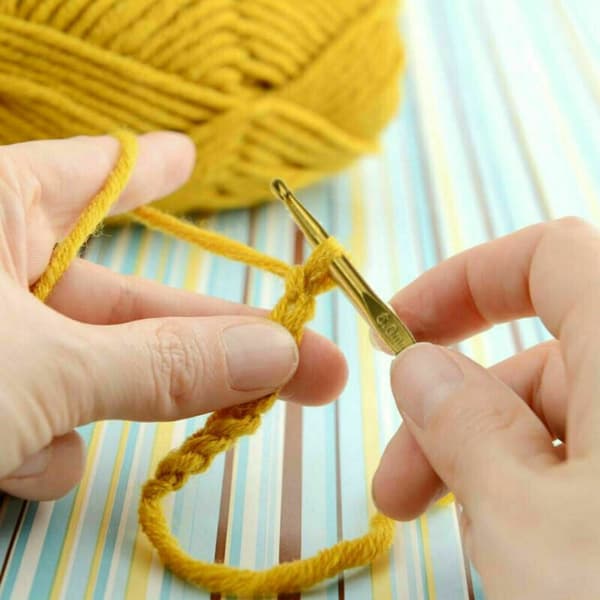 100-dels virkningsset med högkvalitativa sticknålar