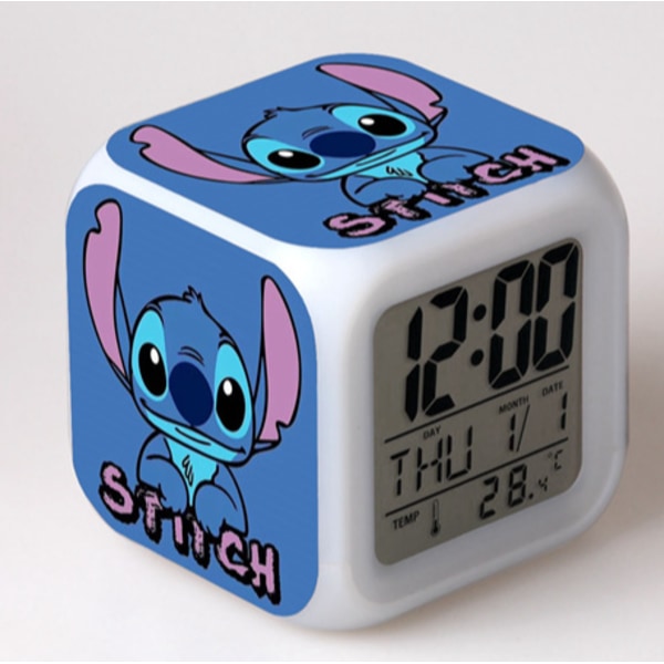 Lilo & Stitch Digitaalinen Herätyskello Lämpötilanäytöllä, 7 Väriä Vaihtava Yövalo, Sängynpäätyyn Piirretty Kello, Koti Sisustus, Lelulahja Lapsille