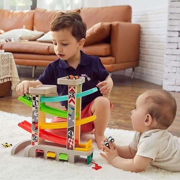 Leksaksgarage i trä - Racingramp - Pedagogisk - 2 år - Blandad