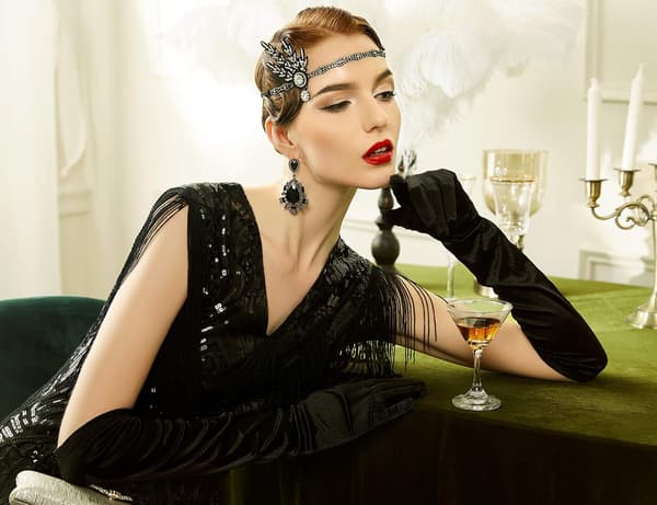 Hanske for damer i sateng, klassisk opera, Audrey Hepburn-stil