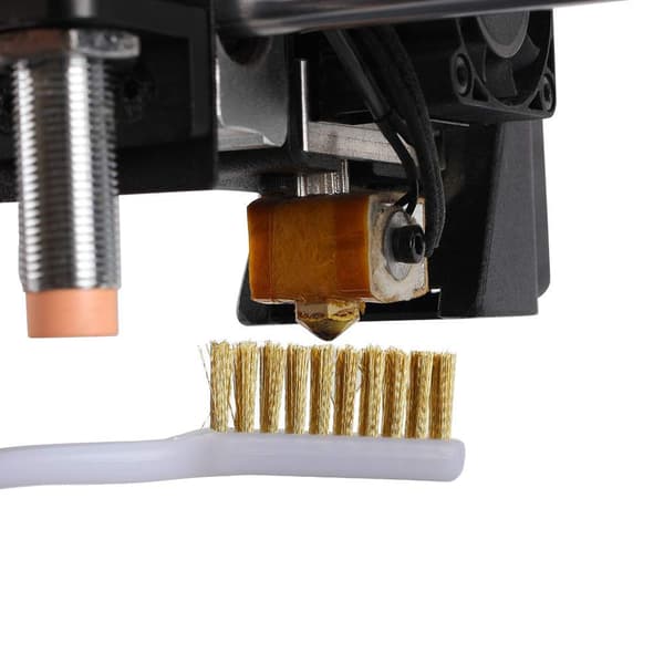 2 kpl 3D-tulostimen osaa: Extruder-kotelo ja suutin