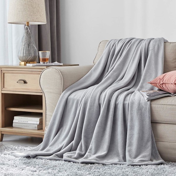 Mikrofiber Fleece Filt för Soffa med Vändbar Design för Inomhus- och Utomhusbruk, Mjuk och Varm Grå Filt Lämplig för Camping och Picknick