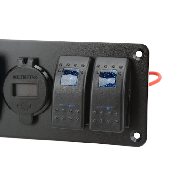 4-in-1-yhdistelmäkytkentäpaneeli, kaksi USB-laturia, LED-jännite-näyttö, sopii UTV:lle, ATV:lle, kuorma-autolle, perävaunulle, busseille, jahdeille ja veneille