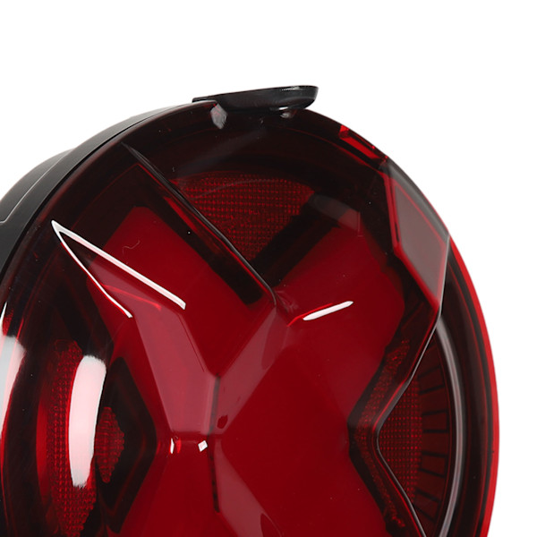 4 kpl Tummanpunaisia LED-takavalot Perävalon Vaihto Chevy Corvette C6 2005-2013
