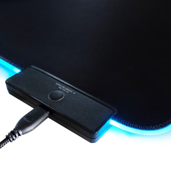 LED Lys Gaming Musematte, RGB Gaming Musematte med Minnefunksjon, Stor Musematte med Glatt Overflate og Vanntett Konstruksjon