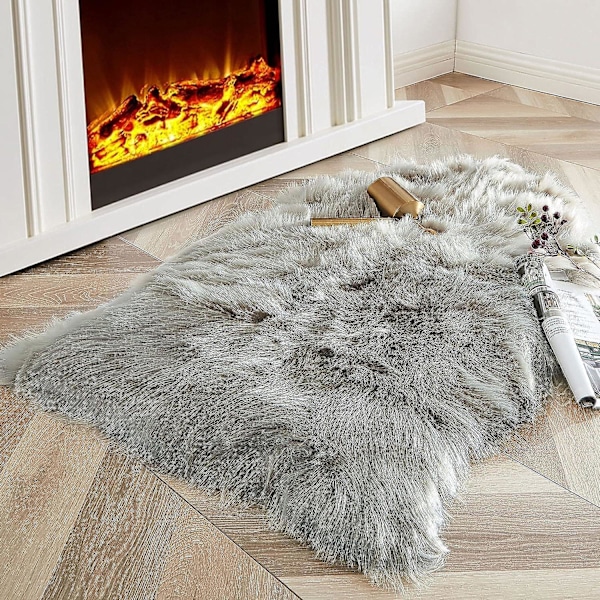 Maskintvättbar, halkfri baksida: Mjuk fuskfårskinnsmatta i fuskpäls för sovrum, vardagsrum (60 x 90 cm)