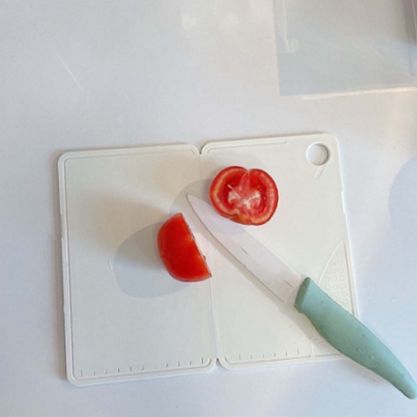 Bärbar Prep Genius: Kompletterande matbräda med hopfällbar design, anti-överflödeskant och anti-halkfunktioner för enkel matlagning i köket eller på campingen