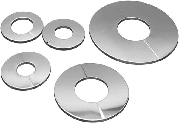 Konstruktion i rustfrit stål, delt flangedesign til 51 mm diameter rør, rund dækplade med poleret overfladebehandling, ideel til indendørs brug