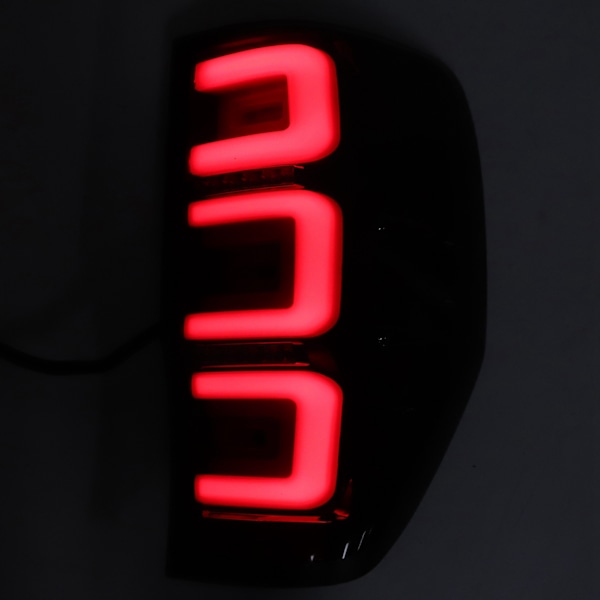 2 stk Full LED Dynamiske Baklykter Kjøretøymodifisering Passer for Ford Ranger T6 Wildtrak XLT 2012‑2017