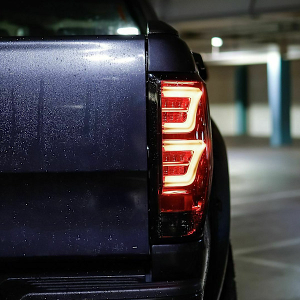Komplett LED baklykter med blinklys IP67 vanntett passer til Ford Ranger T6 2012-2015 Røykte