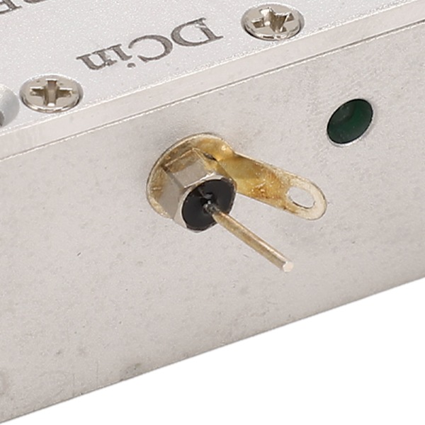 Bias Tee T-stycke Högfrekvent RF Bredbandsförstärkarmodul DC-blocker Koaxialmatare för Optisk Modulationsdrift 0,1‑200MHz 1A