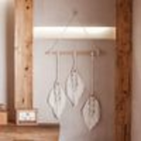 Konstnärlig Makramé Väggdekor, Bomullsmaterial Träpärlor Utsmyckning Fjäder Väggkonst, Boho Stil Rumsdekorationer för Hemmakontor Sovsal med Enkel Montering