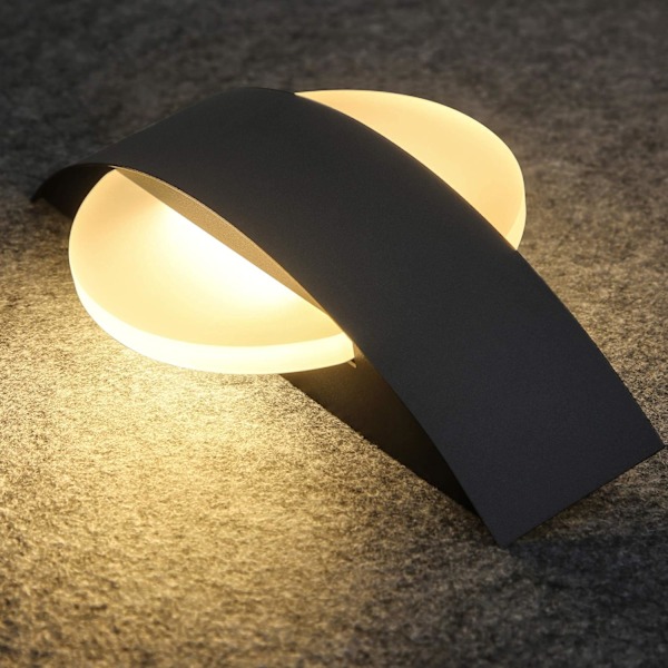 Stilren LED Vägglampa, Enkel Flexibel Installation, Varmvit LED, Metall-Akrylkonstruktion, Modern Kreativ Design, Enkel Slimmad Design, Mjuk