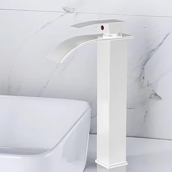 Elegant badrumsblandare med vattenfallsutlopp, modern design, massiv mässing, tvättställsblandare för handfat, matt svart finish