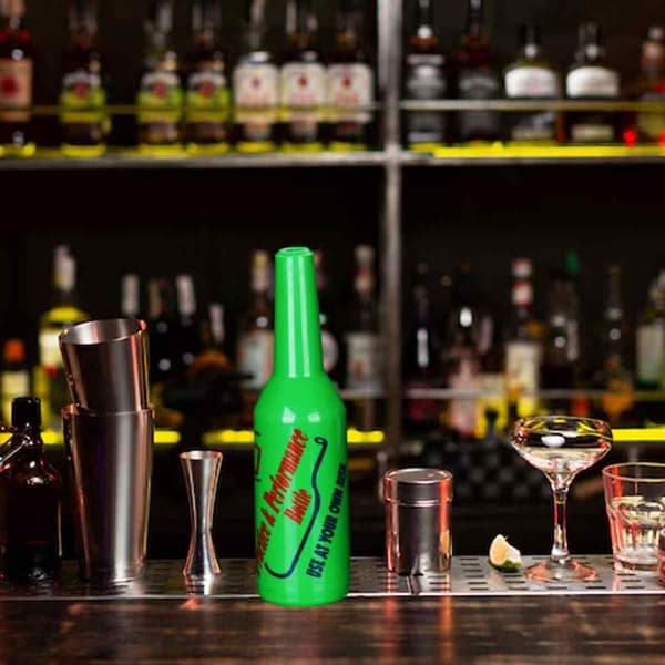 Färgglad Bartender Övningsflaska Bar Pub Vin Cocktail Drick Shaker (Vit)