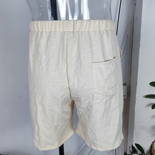 Miesten kesäshortseja, joustava vyötärö, vetoketjukiinnitys, polven yläpuolinen pituus, rennot shortsit sivutaskuilla, vaalea khaki, XL