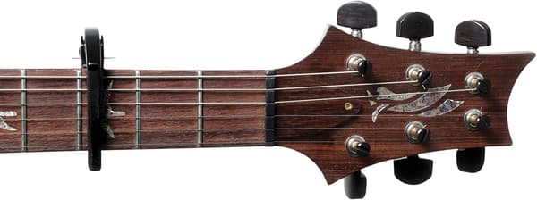 Gitar Capo for 6-strengs elektriske og akustiske gitarer – Microme