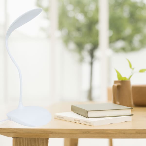 LED Modern Enkel USB-driven Justerbar Skrivbordslampa Läslampa för Sovrum Studierum (A)